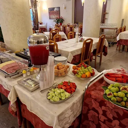 Ai Sette Nani Hotell 3*