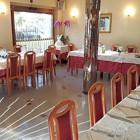 Ai Sette Nani Sistiana